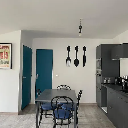 Chez Moon Joli Renove Proche Centre Et Parking Prive Apartment La Tremblade