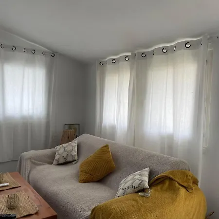 Chez Moon Joli Renove Proche Centre Et Parking Prive