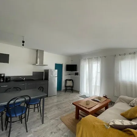 Chez Moon Joli Renove Proche Centre Et Parking Prive דירה