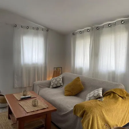 Chez Moon Joli Renove Proche Centre Et Parking Prive