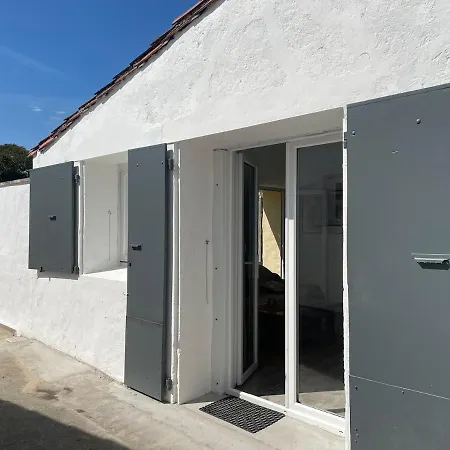 Chez Moon Joli Renove Proche Centre Et Parking Prive דירה